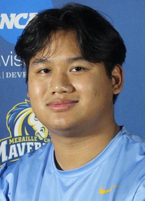 Htoo Headshot 2022
