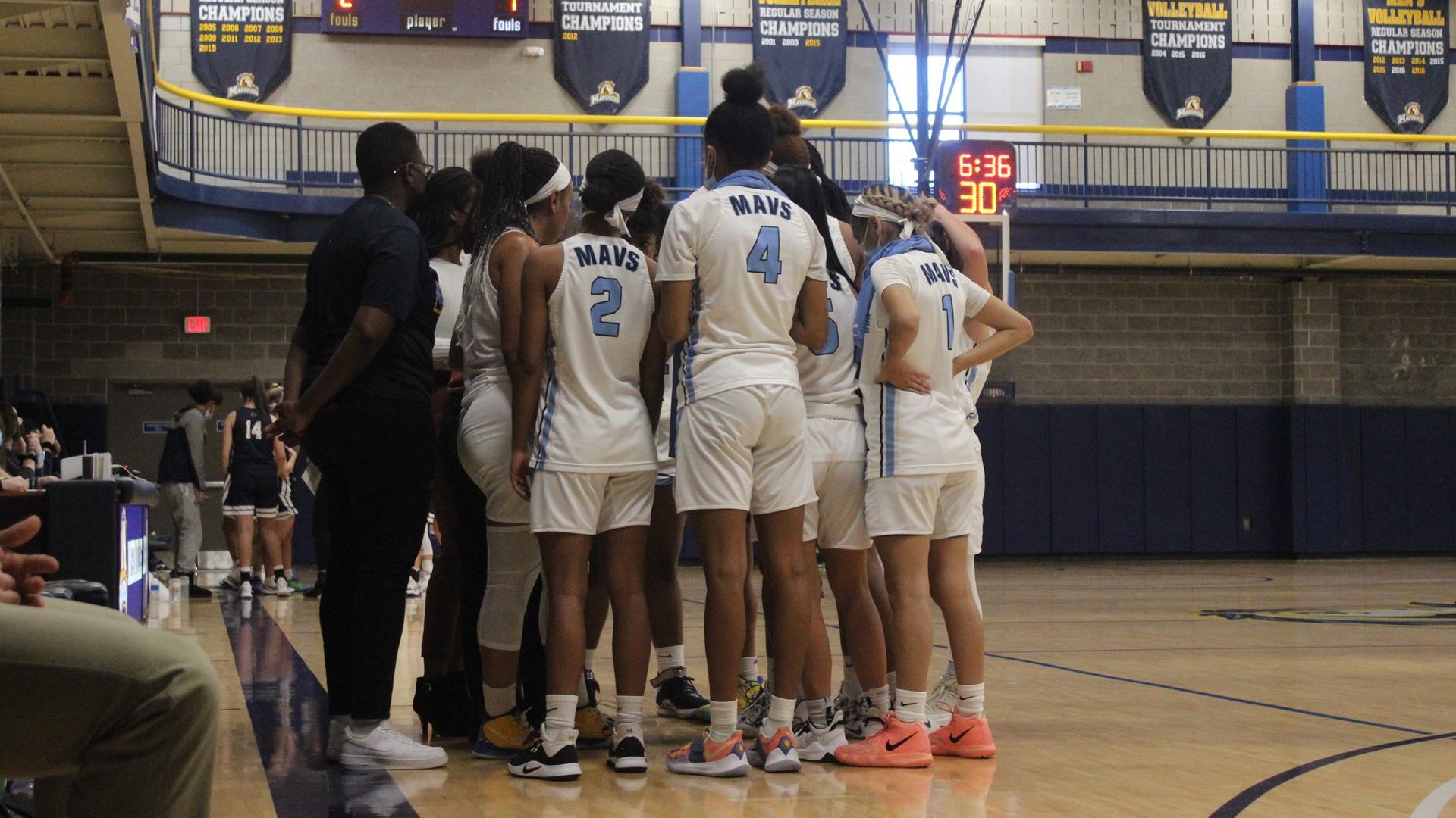 WBB Huddle Shot